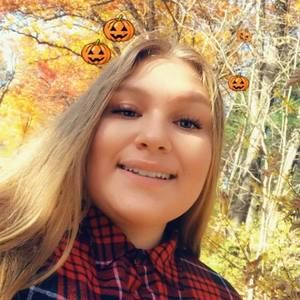 Meet your Posher, Isabel